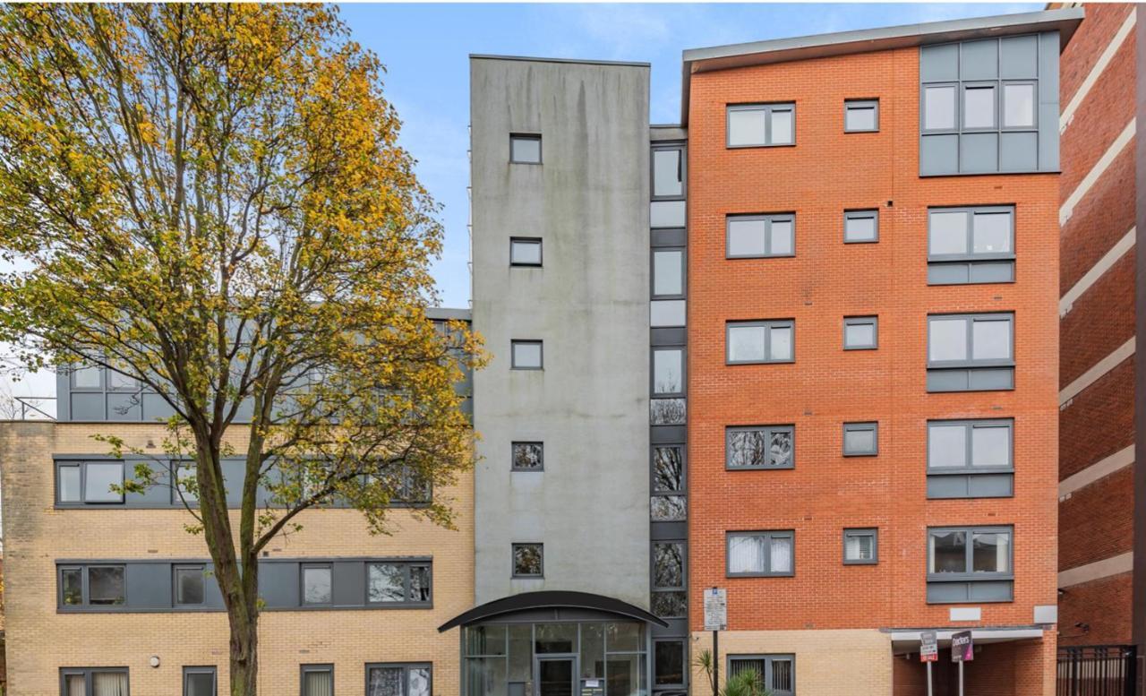 Spacious, Bright And Modern Flat In Holloway Londyn Zewnętrze zdjęcie