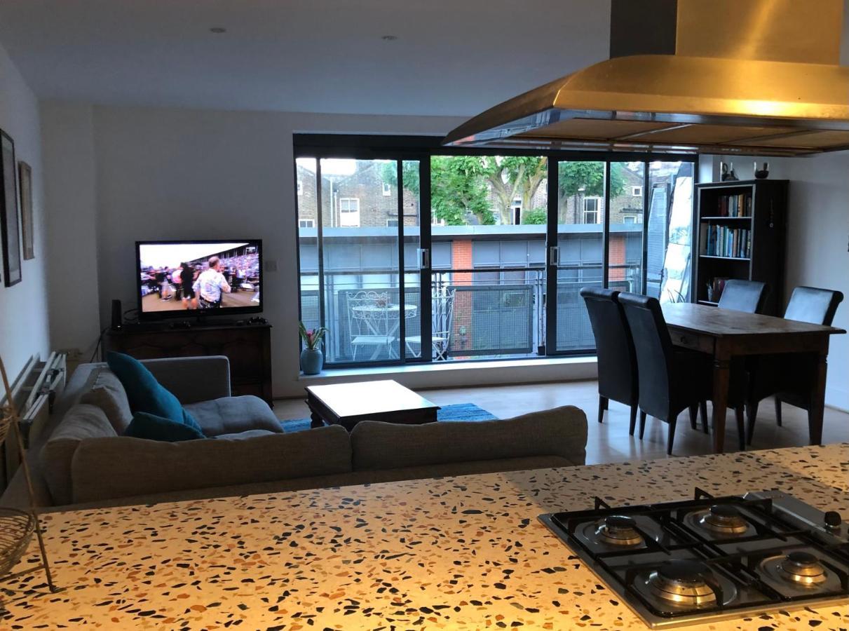 Spacious, Bright And Modern Flat In Holloway Londyn Zewnętrze zdjęcie